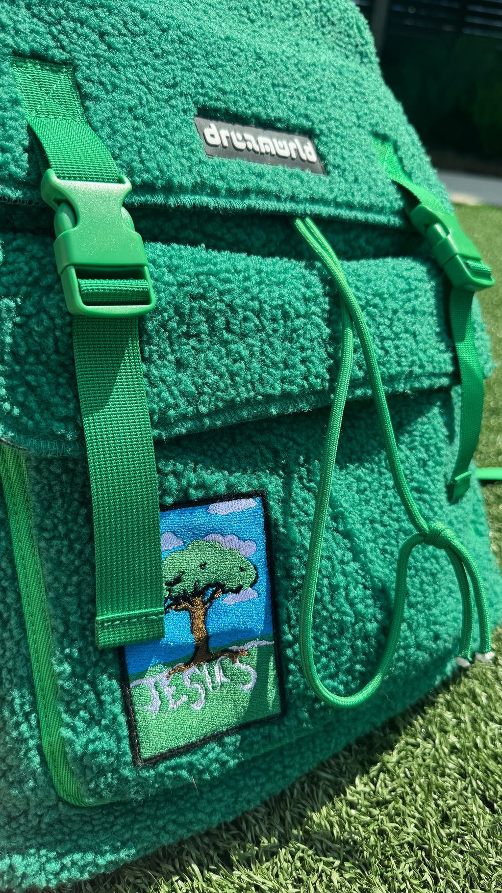 KERMIT FLEECE BACKPACK